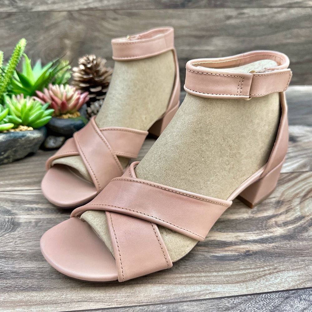 NIB Clarks Caroleigh Rise 9M Dark Blush Leather Block Heel Ankle Strap Sandal - Picture 3 of 12